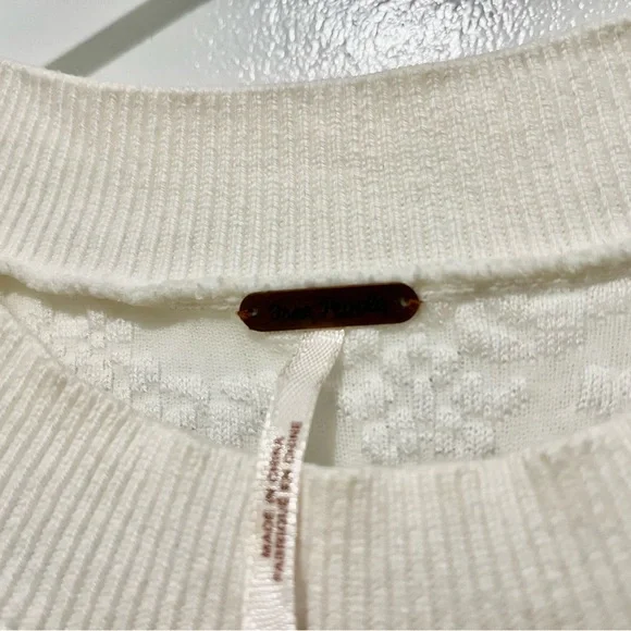 3 Free People Half Sleeve Tups - Picture 4 of 12